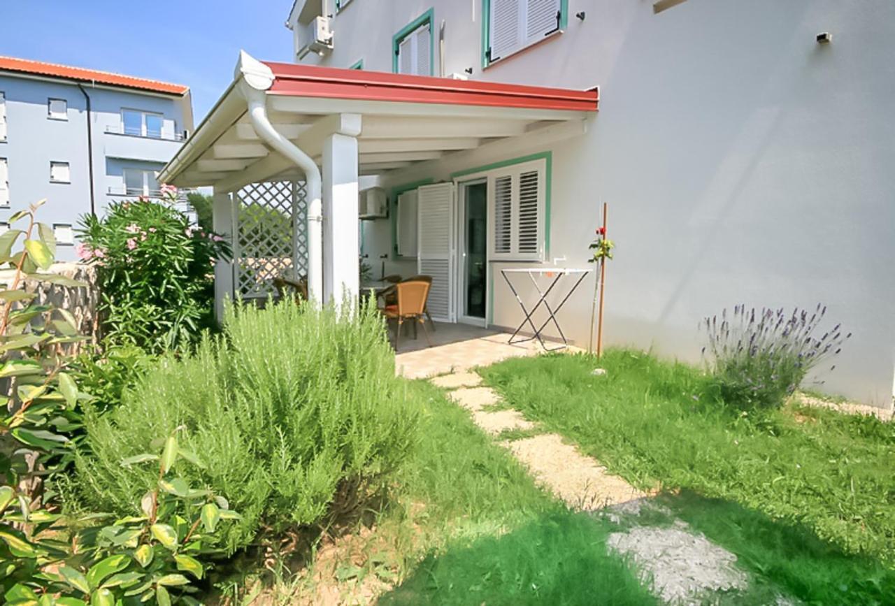 Apartments Ljubica Garden Baška Exterior foto